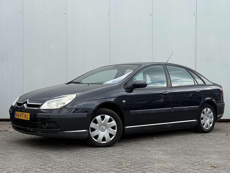 Grijs Gebruikt 2005 Citroën C5 Exclusive Hatchback | € 3.445 - Afbeelding 1/4