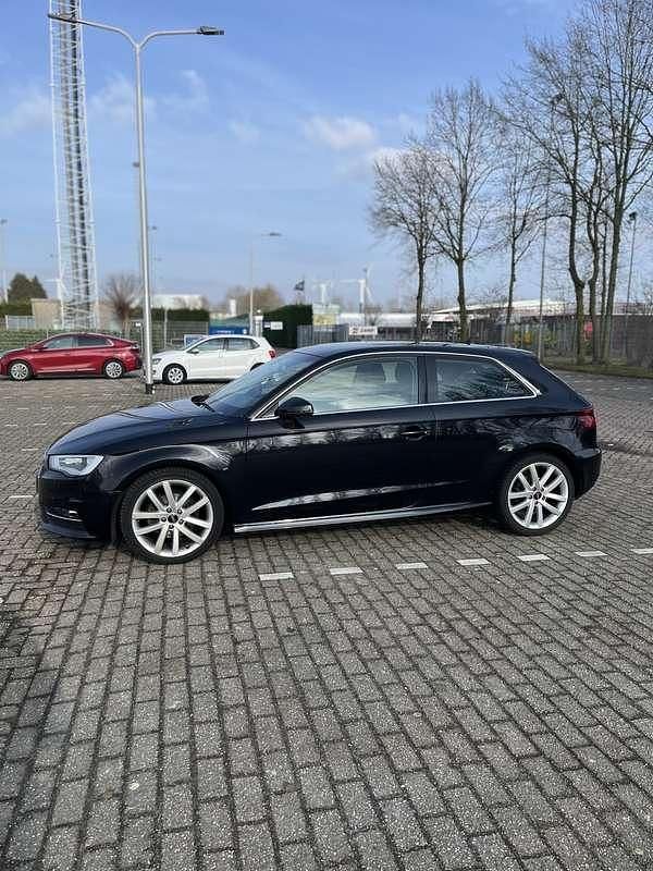 Occasion Audi A3 Attraction 110 PK (80 kW) 2013 Zwart Hatchback