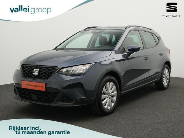 Grijs Gebruikt 2024 Seat Arona Style SUV | € 22.400 (Eerlijke prijs) - Afbeelding 1/4