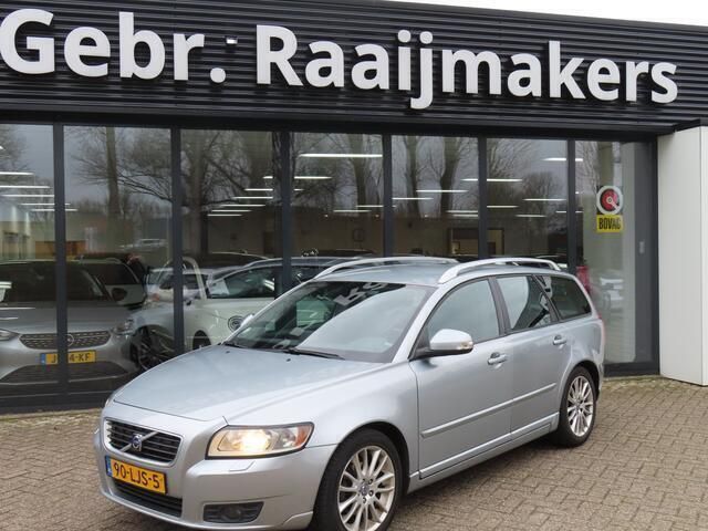 Grijs Gebruikt 2010 Volvo V50 Stationwagen | € 2.450 (Eerlijke prijs) - Afbeelding 1/4