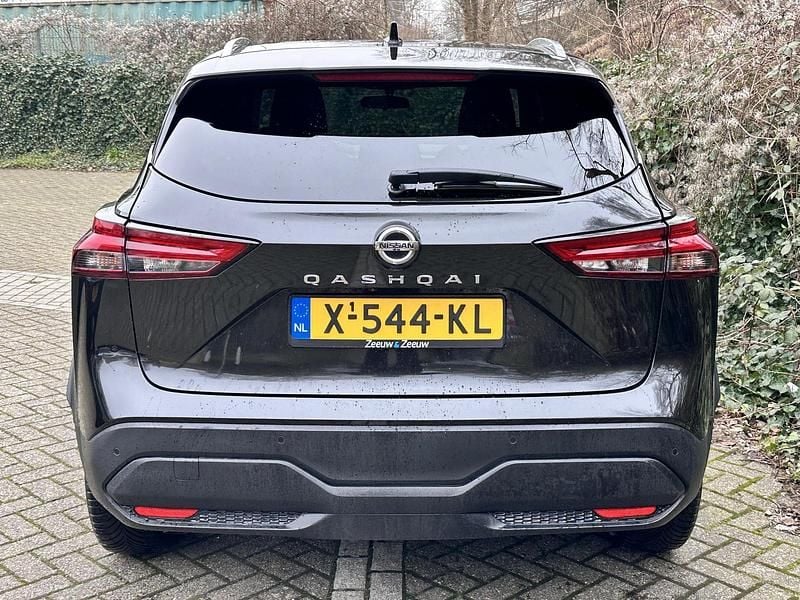 Occasion Nissan Qashqai Acenta 140 PK (102 kW) 2022 Zwart SUV