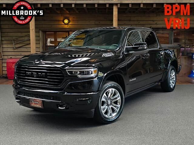 Zwart Nieuw 2024 Dodge Ram Limited Pickup | € 87.950 (Eerlijke prijs) - Afbeelding 1/4