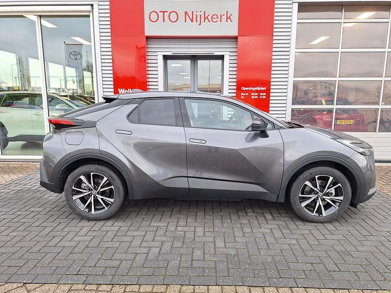 Nieuw Toyota C-HR Limited 223 PK (164 kW) 2025 Grijs SUV