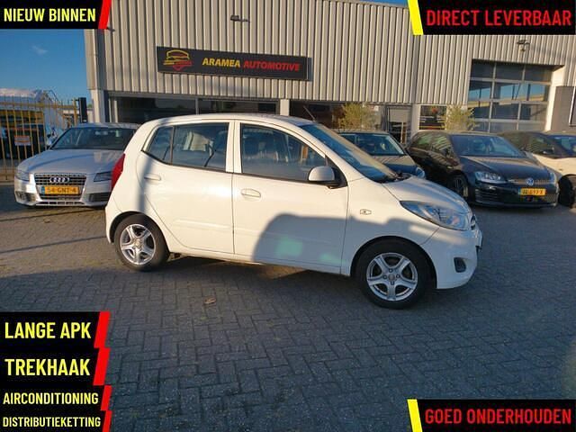 Wit Gebruikt 2012 Hyundai i10 Hatchback | € 3.795 (Eerlijke prijs) - Afbeelding 1/4