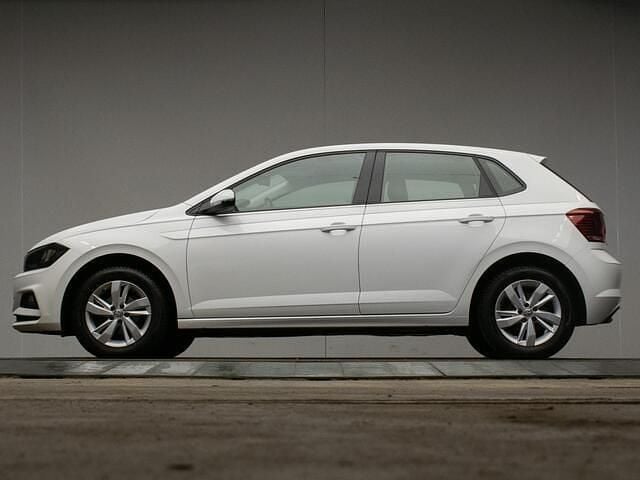 Wit Gebruikt 2020 VW Polo Comfortline Hatchback | € 10.745 (Super prijs) - Afbeelding 1/4