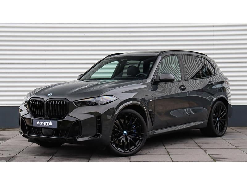 Grijs Gebruikt 2025 BMW X5 SUV | € 119.950 - Afbeelding 1/4