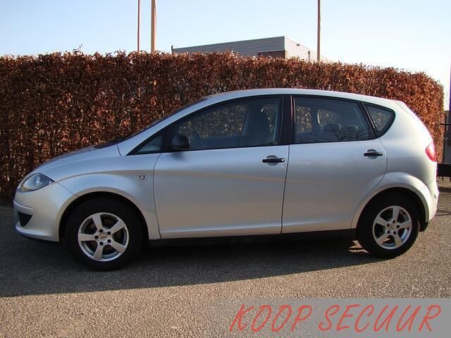 Occasion Seat Altea Reference 102 PK (75 kW) 2005 Grijs MPV