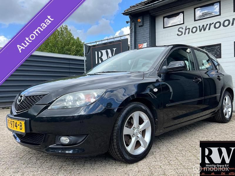 Zwart Gebruikt 2006 Mazda 3 Inclusive Hatchback | € 3.695 (Eerlijke prijs) - Afbeelding 1/4