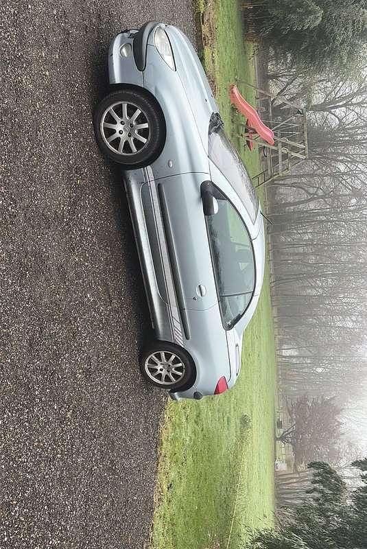 Occasion Peugeot 206 136 PK (100 kW) 2003 Grijs Cabriolet