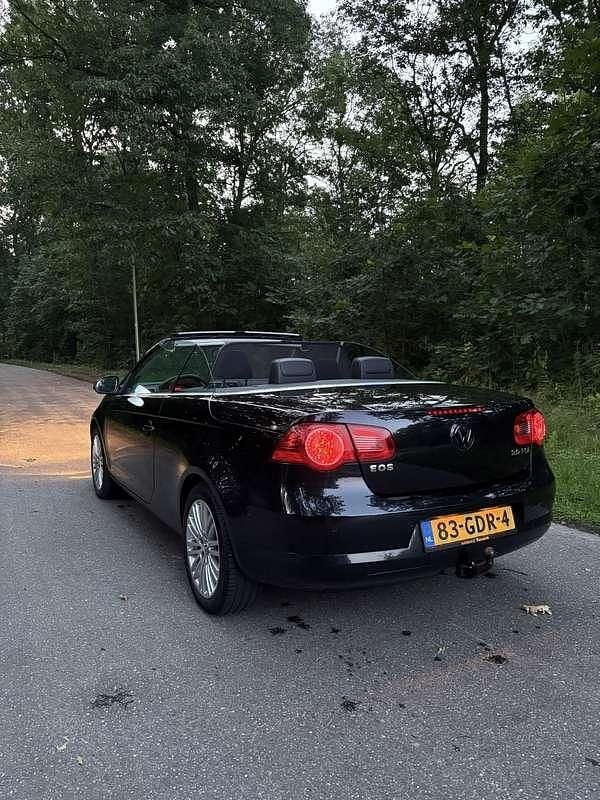 Zwart Gebruikt 2008 VW Eos Cabriolet | € 5.500 (Eerlijke prijs) - Afbeelding 1/4