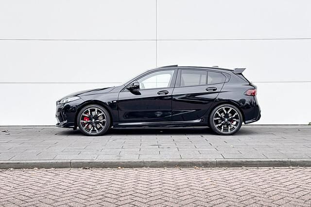 Occasion BMW 123 Shadowline 218 PK (160 kW) 2025 Zwart Hatchback