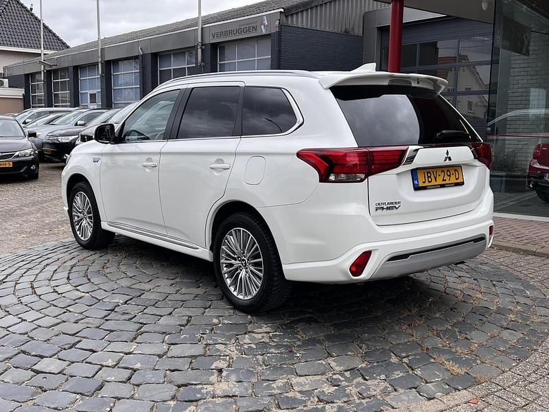 Occasion Mitsubishi Outlander P-HEV 135 PK (99 kW) 2020 Wit SUV