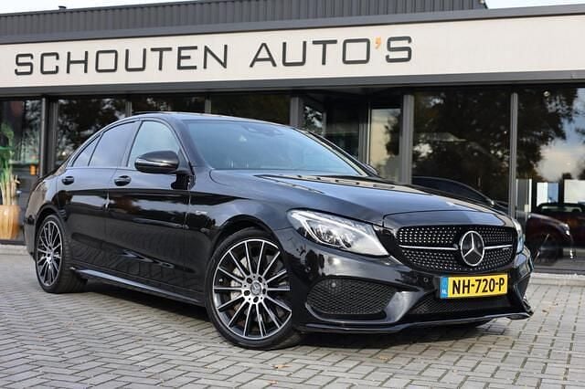 Zwart (metallic) Gebruikt 2016 Mercedes C43 AMG AMG Sedan | € 38.850 (Eerlijke prijs) - Afbeelding 1/4