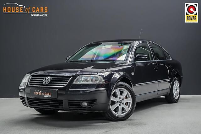 Zwart Gebruikt 2003 VW Passat Sedan | € 36.995 - Afbeelding 1/4