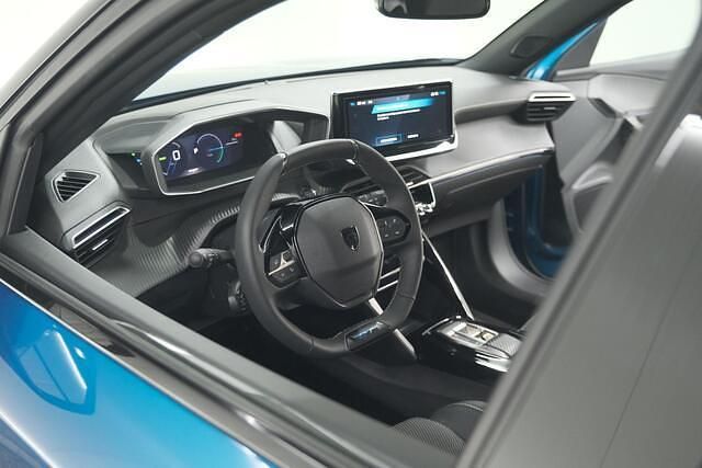 Nieuw Peugeot e-2008 GTi 100 kW (136 PK) 2025 Blauw SUV