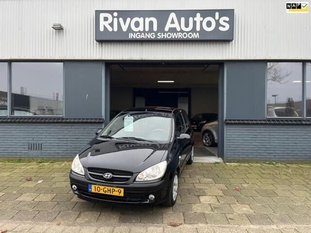 Zwart Gebruikt 2008 Hyundai Getz Active Hatchback | € 1.950 (Iets duurder) - Afbeelding 1/4