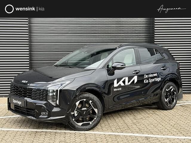 Zwart Nieuw 2025 Kia Sportage SUV | € 52.935 (Duur) - Afbeelding 1/4