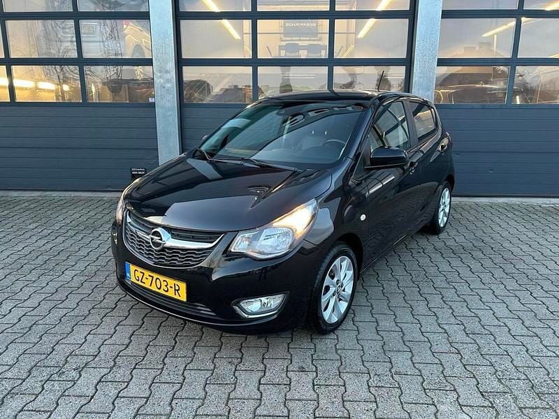 Zwart Occasion 2015 Opel Karl Cosmo Hatchback | € 9.430 (Eerlijke prijs) - Afbeelding 1/4