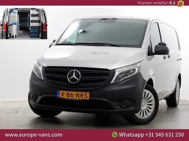 Zilver (metallic) Gebruikt 2022 Mercedes Vito Van | € 21.950 (Super prijs) - Afbeelding 1/3