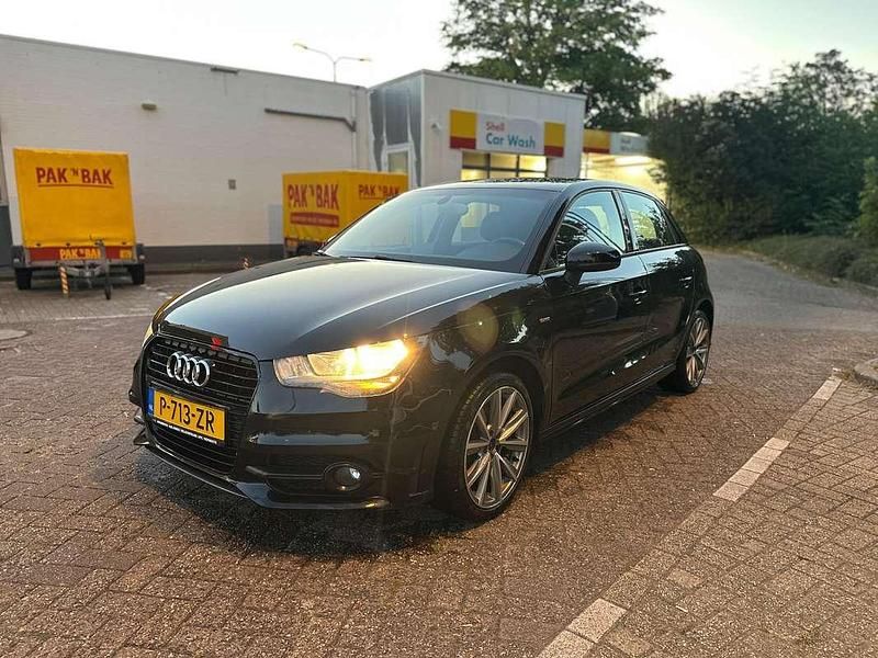Zwart Gebruikt 2014 Audi A1 Proline Hatchback | € 9.000 (Goede deal) - Afbeelding 1/4