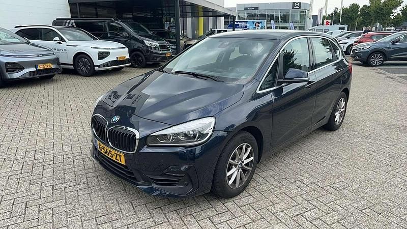 Blauw Gebruikt 2020 BMW 218 Active Tourer Executive MPV | € 22.445 (Eerlijke prijs) - Afbeelding 1/3