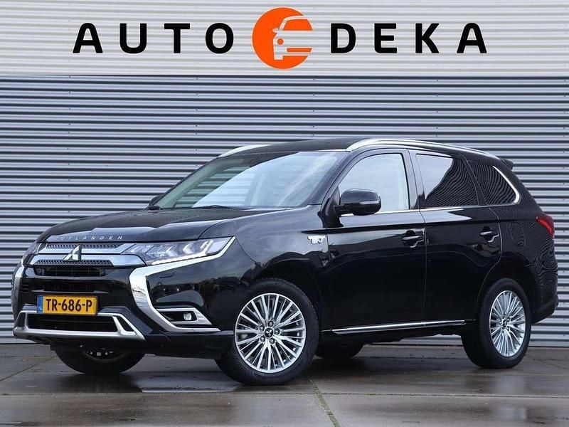 Occasion Mitsubishi Outlander P-HEV Intense+ 239 PK (175 kW) 2018 Zwart SUV
