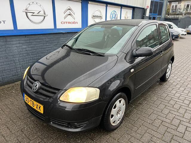 Occasion VW Fox Trendline 54 PK (39 kW) 2006 Zwart (metallic) Hatchback