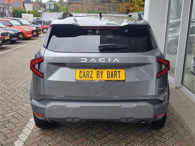 Occasion Dacia Duster Journey 140 PK (102 kW) 2024 Grijs (metallic) SUV