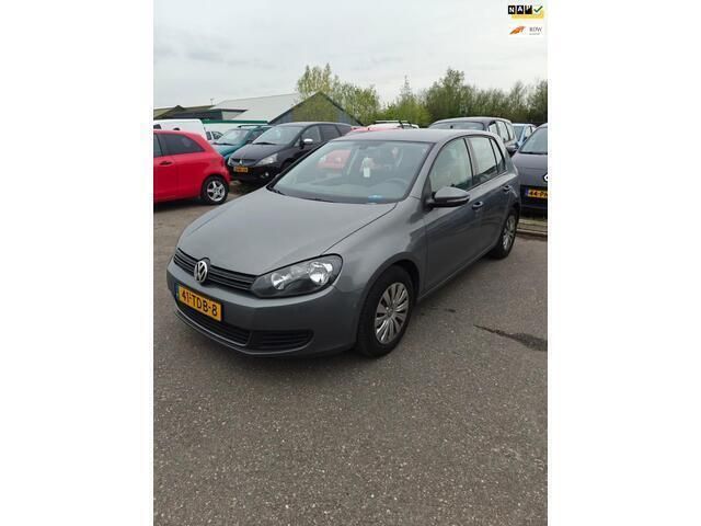 Grijs Gebruikt 2012 VW Golf VII Trendline Hatchback | € 5.950 (Eerlijke prijs) - Afbeelding 1/4