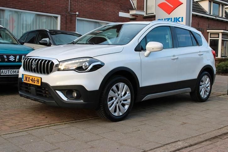Wit Occasion 2020 Suzuki SX4 S-Cross SUV | € 17.950 (Eerlijke prijs) - Afbeelding 1/4