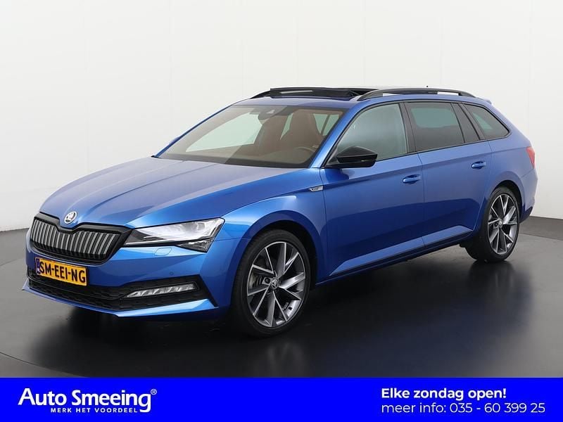 Blauw Gebruikt 2022 Skoda Superb SportLine Stationwagen | € 33.740 (Iets duurder) - Afbeelding 1/4
