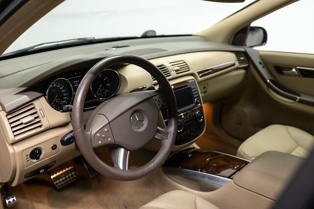 Occasion Mercedes R500 387 PK (284 kW) 2007 Zwart (metallic) MPV