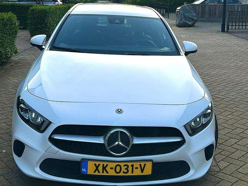 Gebruikt 2019 Mercedes A160 Stationwagen | € 15.999 (Goede deal) - Afbeelding 1/4