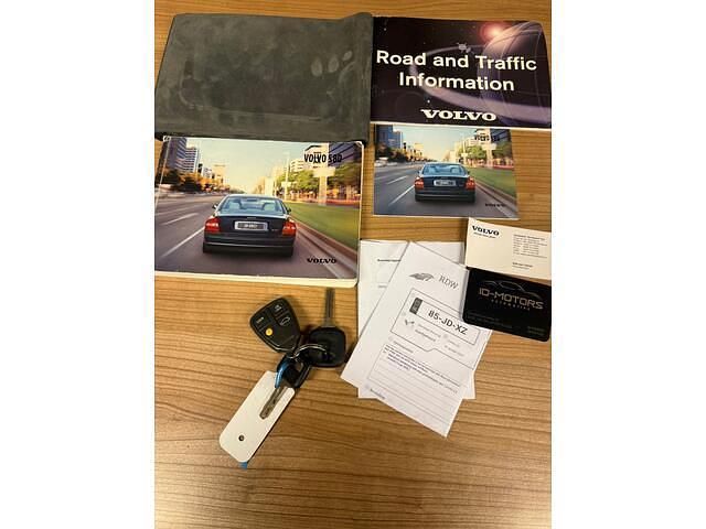 Occasion Volvo S80 Dynamic 170 PK (125 kW) 2002 Zwart (metallic) Sedan