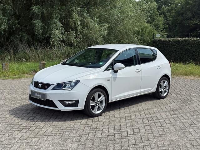 Wit Gebruikt 2016 Seat Ibiza FR Hatchback | € 8.750 (Iets duurder) - Afbeelding 1/4