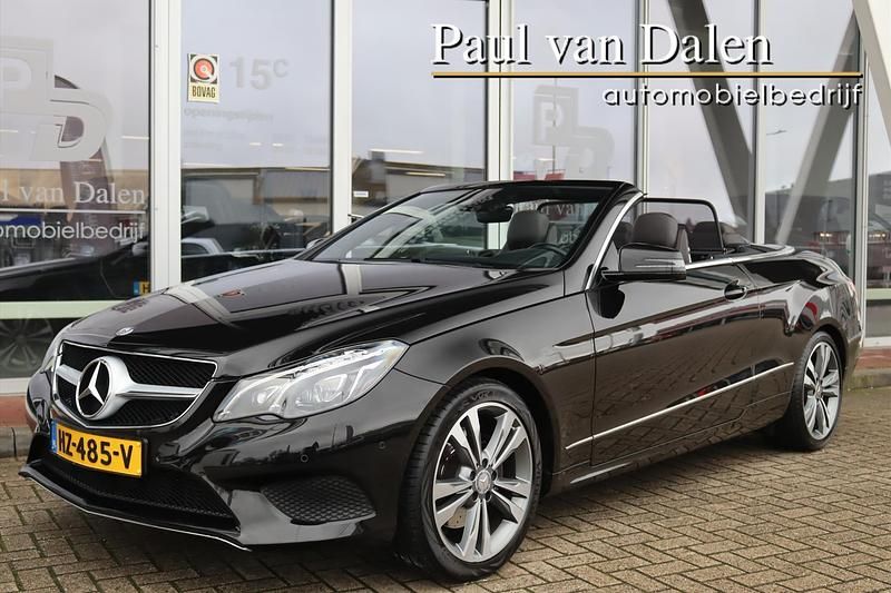 Zwart (metallic) Occasion 2014 Mercedes E200 Edition Cabriolet | € 19.900 (Eerlijke prijs) - Afbeelding 1/4