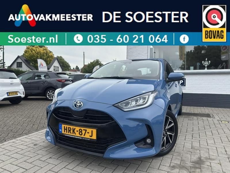 Blauw Gebruikt 2021 Toyota Yaris Hatchback | € 19.900 (Eerlijke prijs) - Afbeelding 1/4