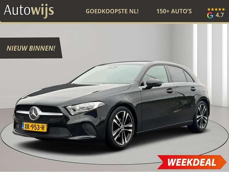 Zwart Gebruikt 2019 Mercedes A160 Advantage Hatchback | € 14.249 (Eerlijke prijs) - Afbeelding 1/4