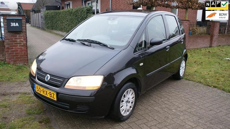Occasion Fiat Idea 95 PK (69 kW) 2005 Zwart MPV