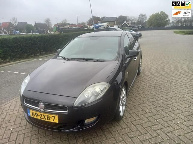 Occasion Fiat Bravo Easy 140 PK (102 kW) 2013 Zwart Hatchback