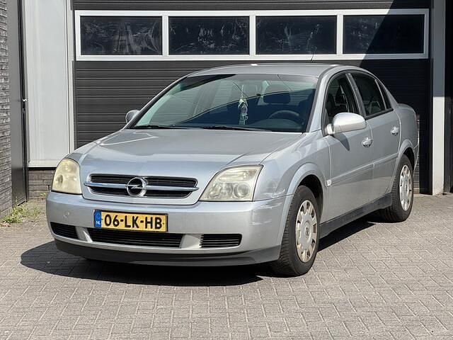 Grijs Gebruikt 2003 Opel Vectra Comfort Sedan | € 995 (Eerlijke prijs) - Afbeelding 1/4