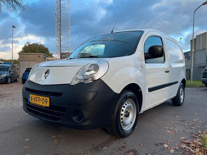 Gebruikt 2009 Renault Kangoo | € 2.495 (Eerlijke prijs) - Afbeelding 1/4