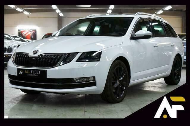 Wit Gebruikt 2019 Skoda Octavia Stationwagen | € 19.490 - Afbeelding 1/4