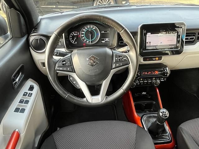 Occasion Suzuki Ignis 90 PK (66 kW) 2018 Zwart Hatchback