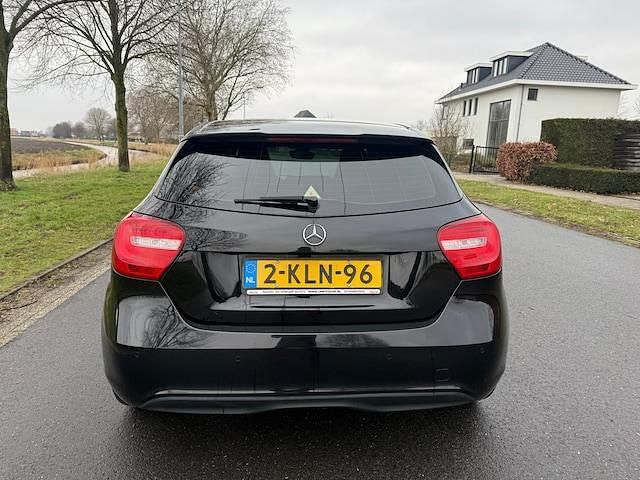 Occasion Mercedes A180 122 PK (89 kW) 2013 Zwart Hatchback