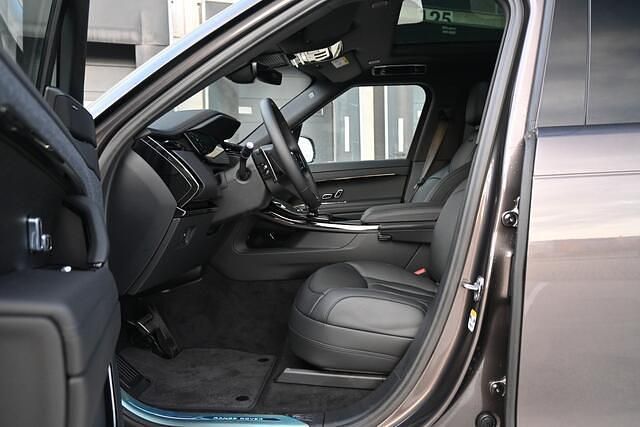 Nieuw Land Rover Range Rover Sport SE Dynamic 400 PK (294 kW) 2026 Bruin SUV