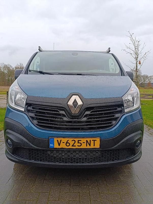 Gebruikt 2018 Renault Trafic Van | € 11.500 (Super prijs) - Afbeelding 1/4