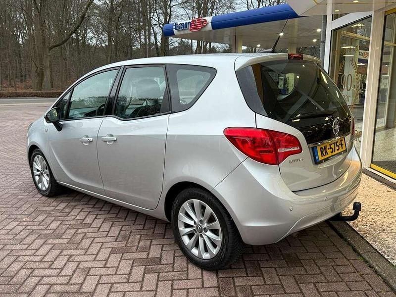 Occasion Opel Meriva Design Edition 120 PK (88 kW) 2016 Grijs MPV