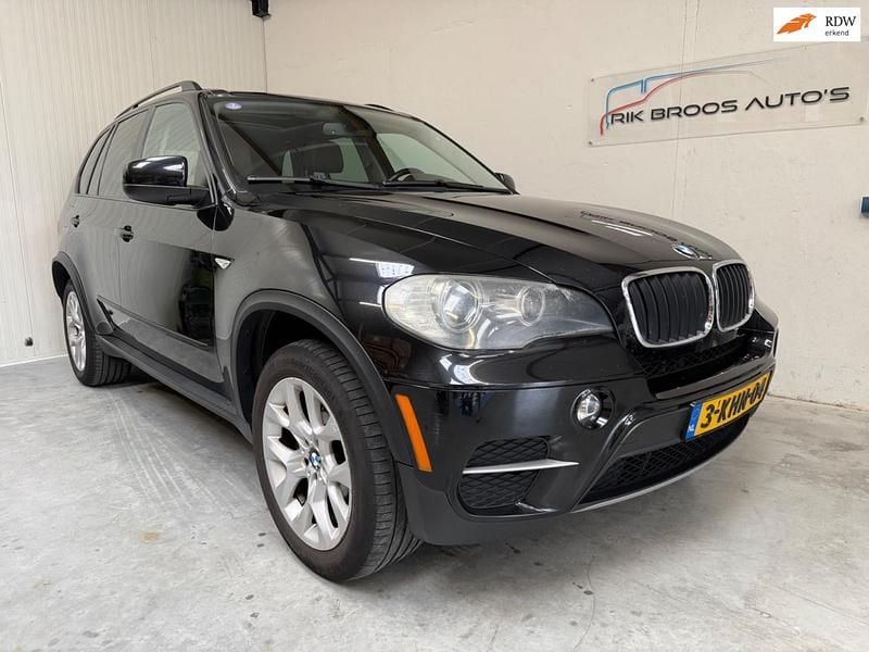 Zwart Gebruikt 2011 BMW X5 Executive SUV | € 13.995 (Eerlijke prijs) - Afbeelding 1/4