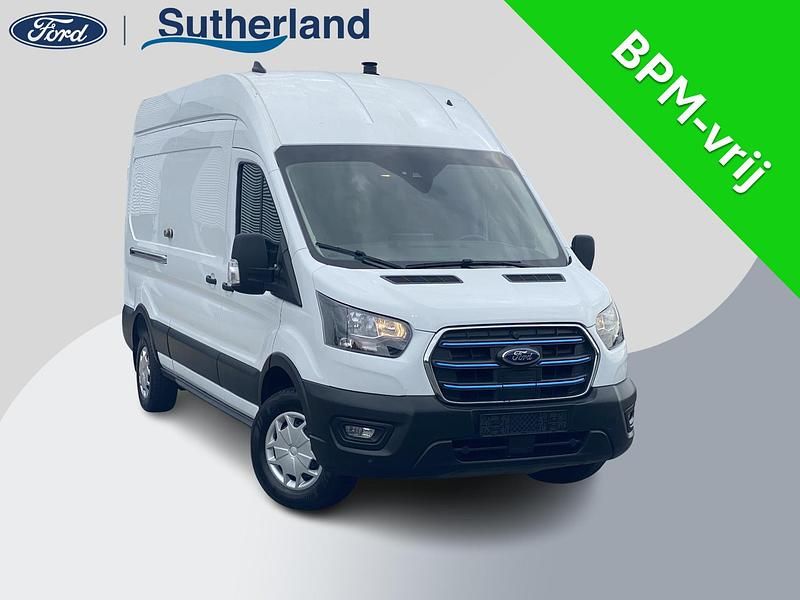 Wit Gebruikt 2024 Ford E-Transit Trend Van | € 31.900 (Eerlijke prijs) - Afbeelding 1/4